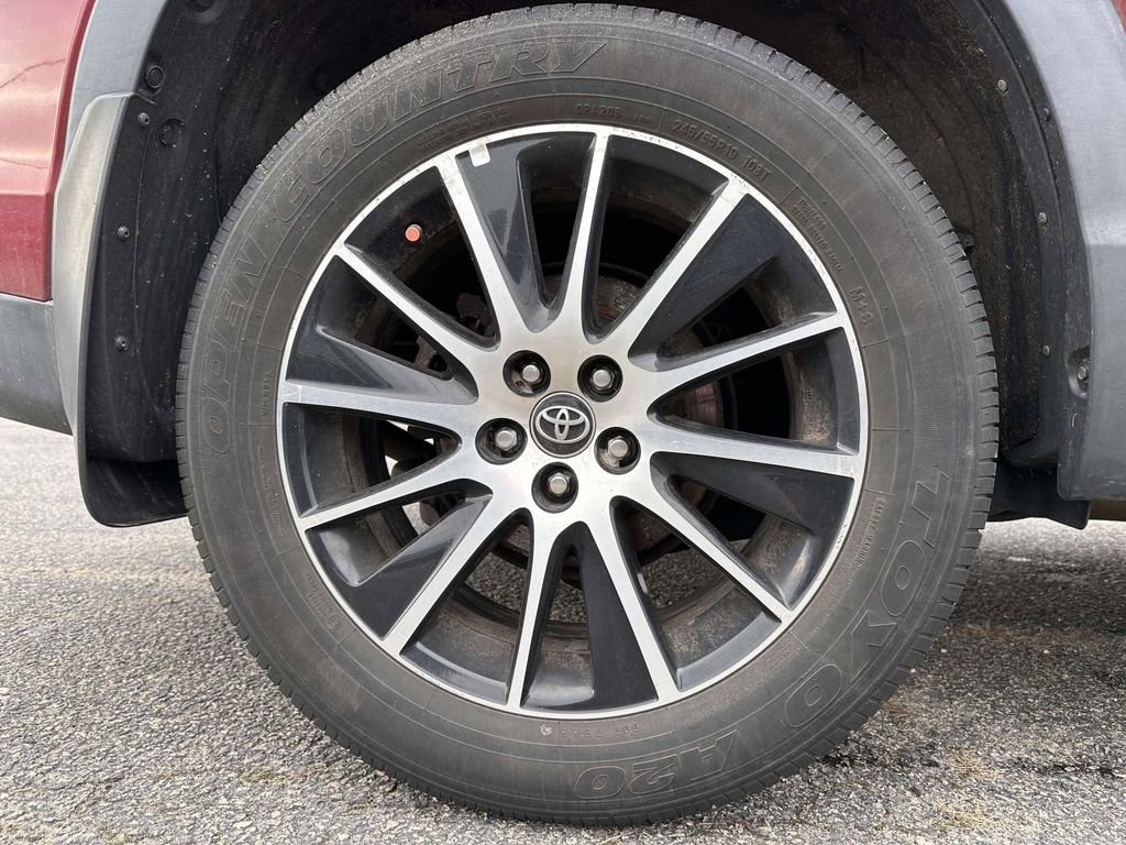 Used 2018 Toyota Highlander SE AWD/4WD image 6