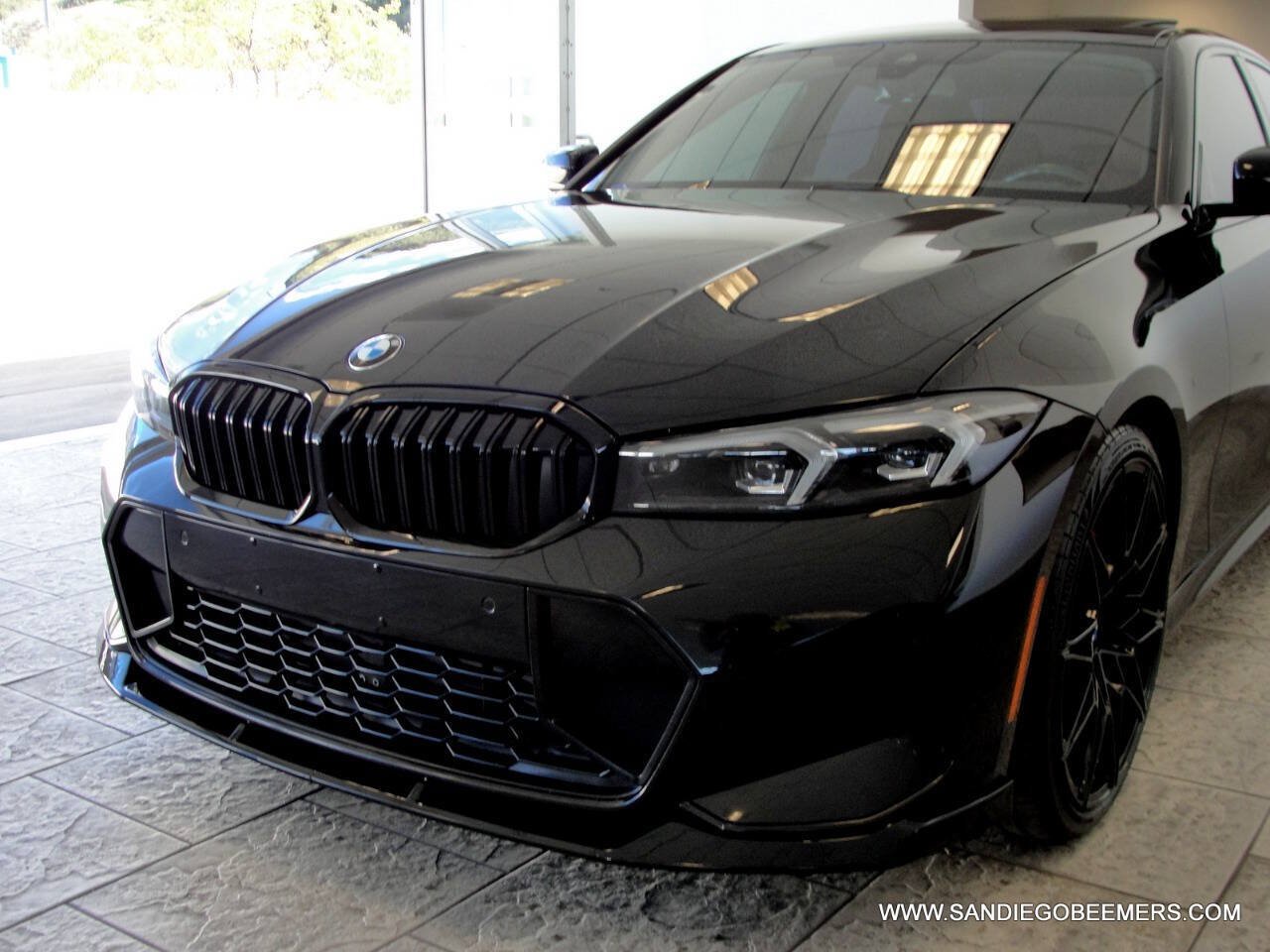 Used 2023 BMW 330i Sedan w/ M Sport Package RWD image 19