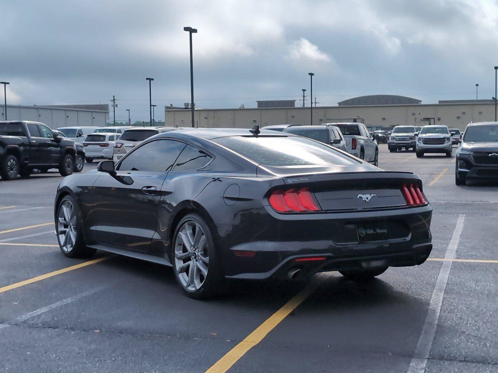 Used 2022 Ford Mustang Premium w/ Equipment Group 201A RWD image 3