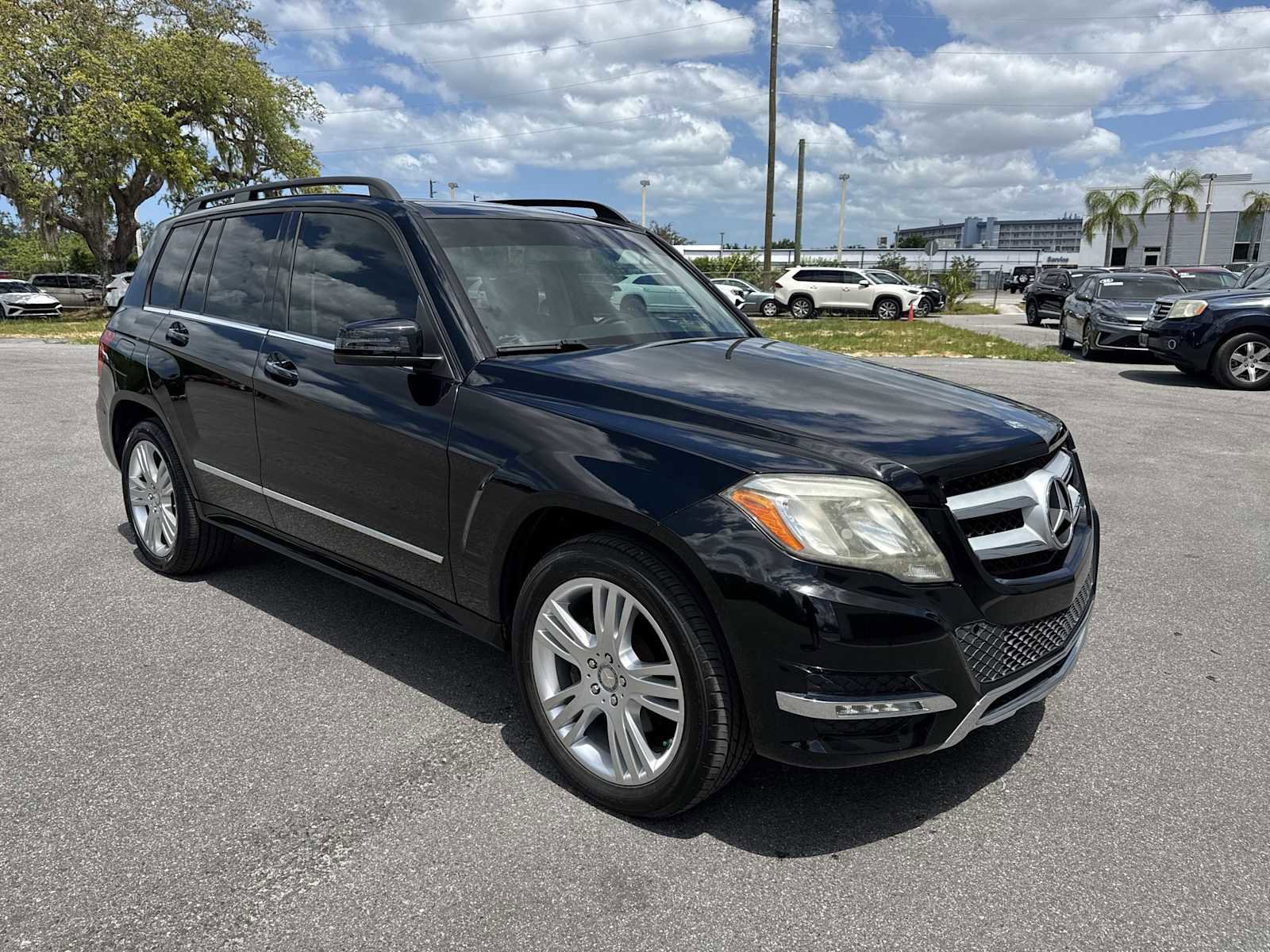 Used 2015 Mercedes-Benz GLK 350 4MATIC image 8