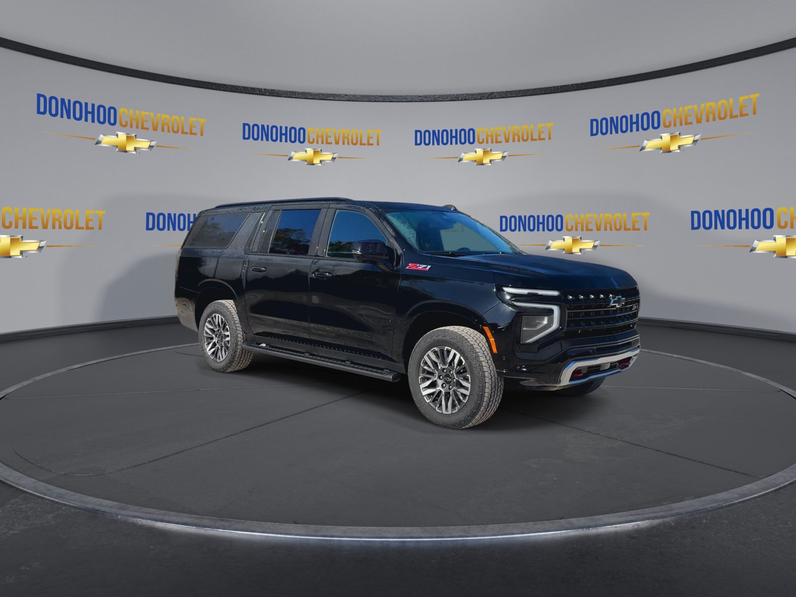 New 2026 Chevrolet Suburban Z71 w/ Comfort Package AWD/4WD image 5