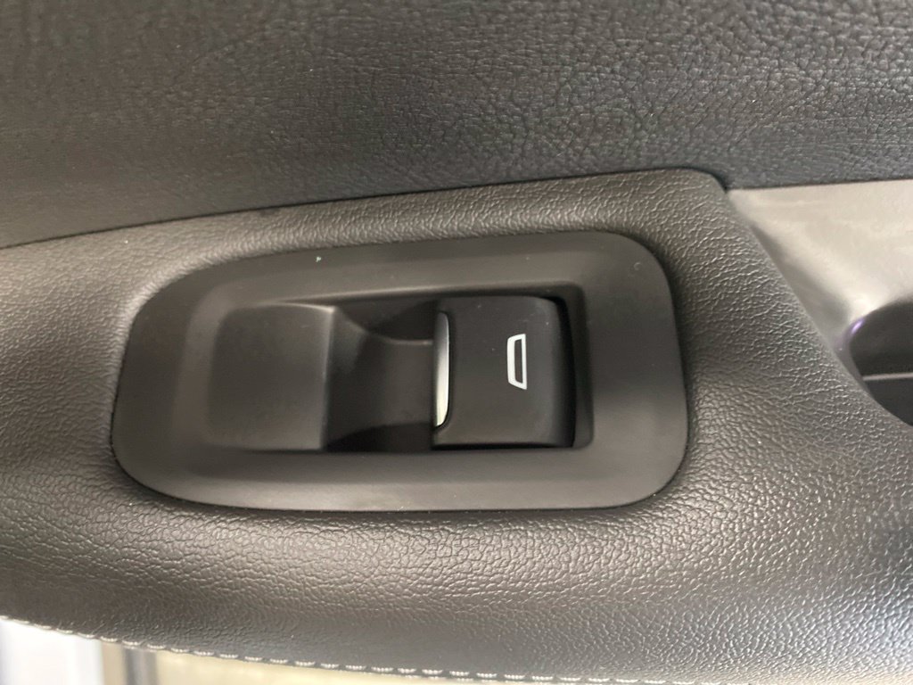 Certified 2024 Cadillac XT6 Luxury w/ LPO, Floor Liner Package AWD/4WD image 16
