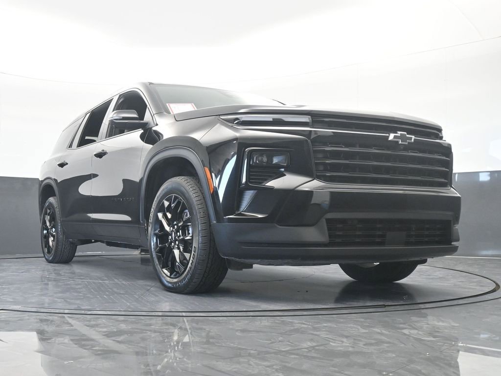 Used 2025 Chevrolet Traverse LT w/ Midnight/Sport Edition image 73