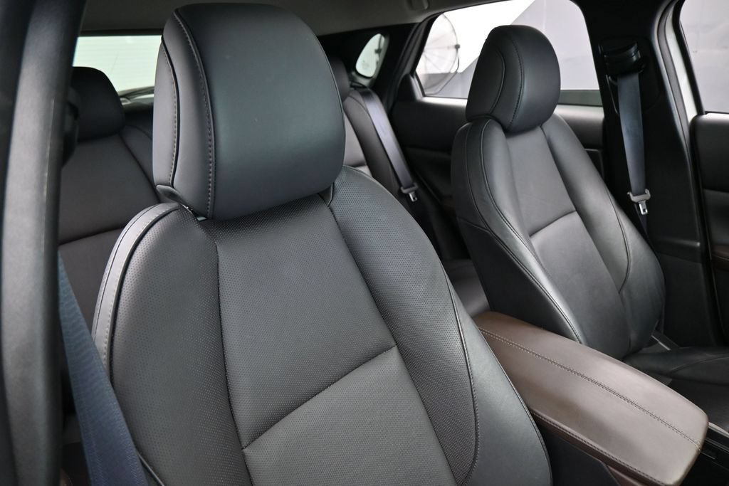 Used 2023 MAZDA CX-30 AWD 2.5 S w/ Premium Package image 41
