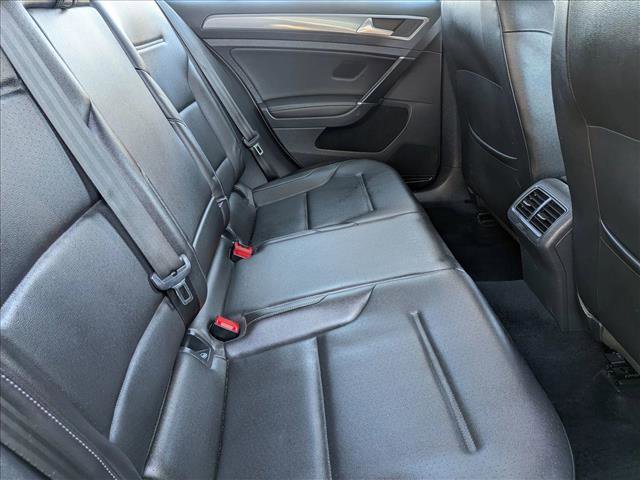 Used 2019 Volkswagen Golf Alltrack S image 20