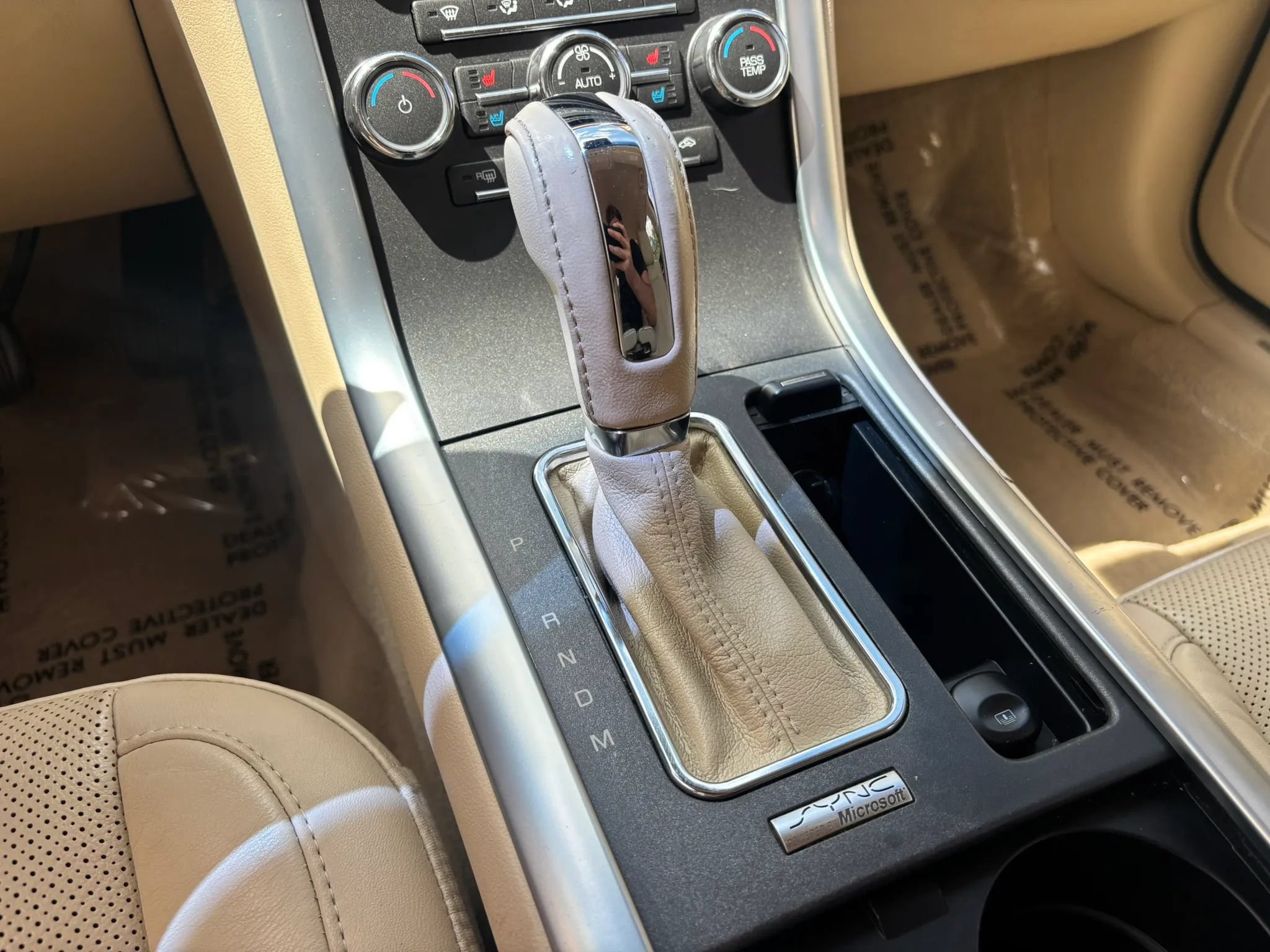 Used 2011 Lincoln MKS FWD image 37