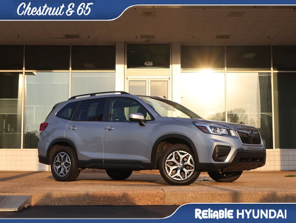Used 2020 Subaru Forester Premium AWD/4WD image 2