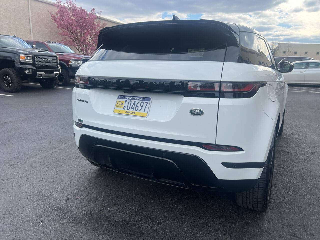 Used 2023 Land Rover Range Rover Evoque SE AWD/4WD image 17