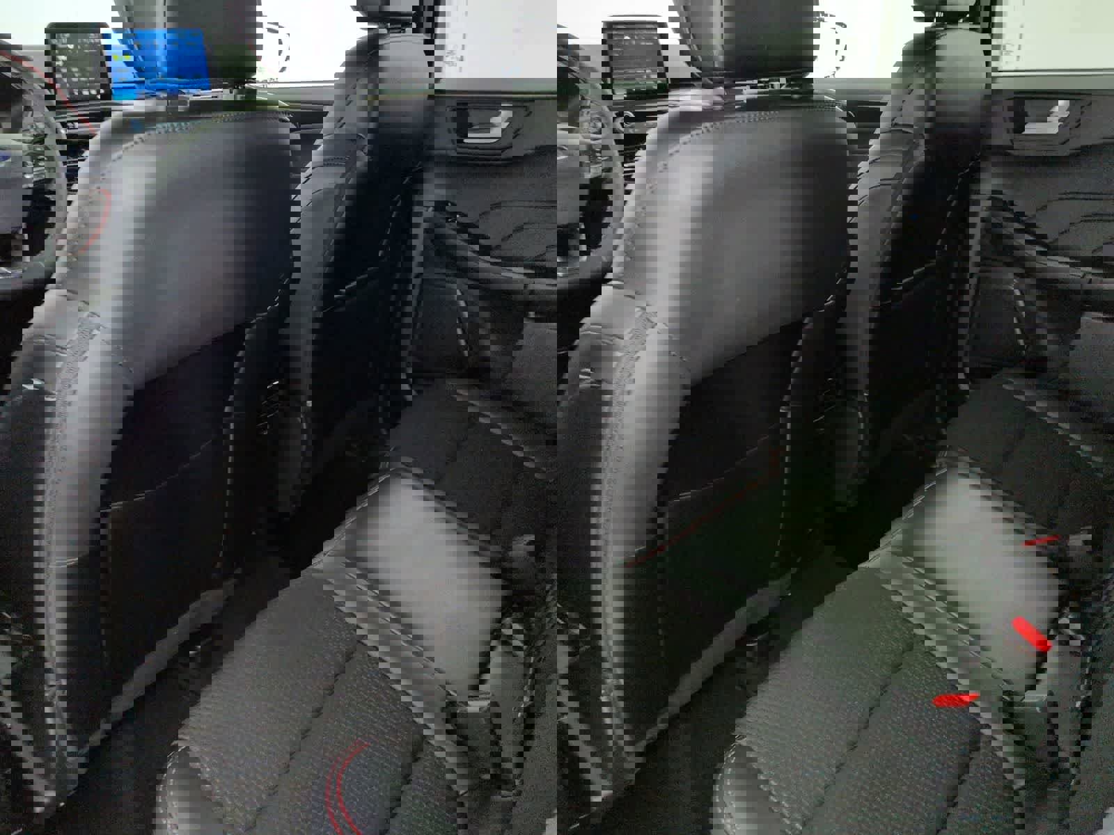 Used 2025 Ford Escape ST-Line image 17