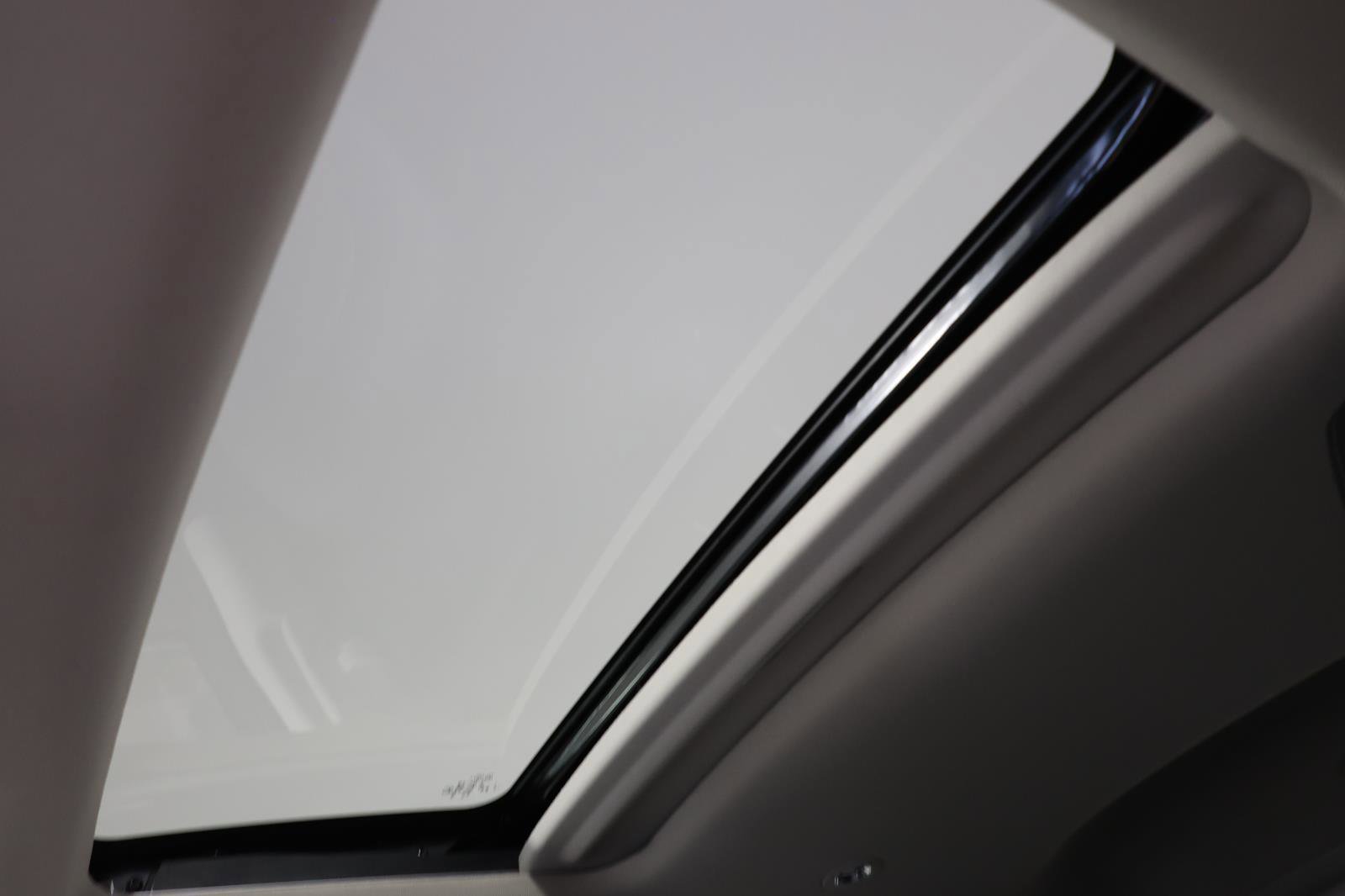 New 2027 Honda HR-V EX-L image 21