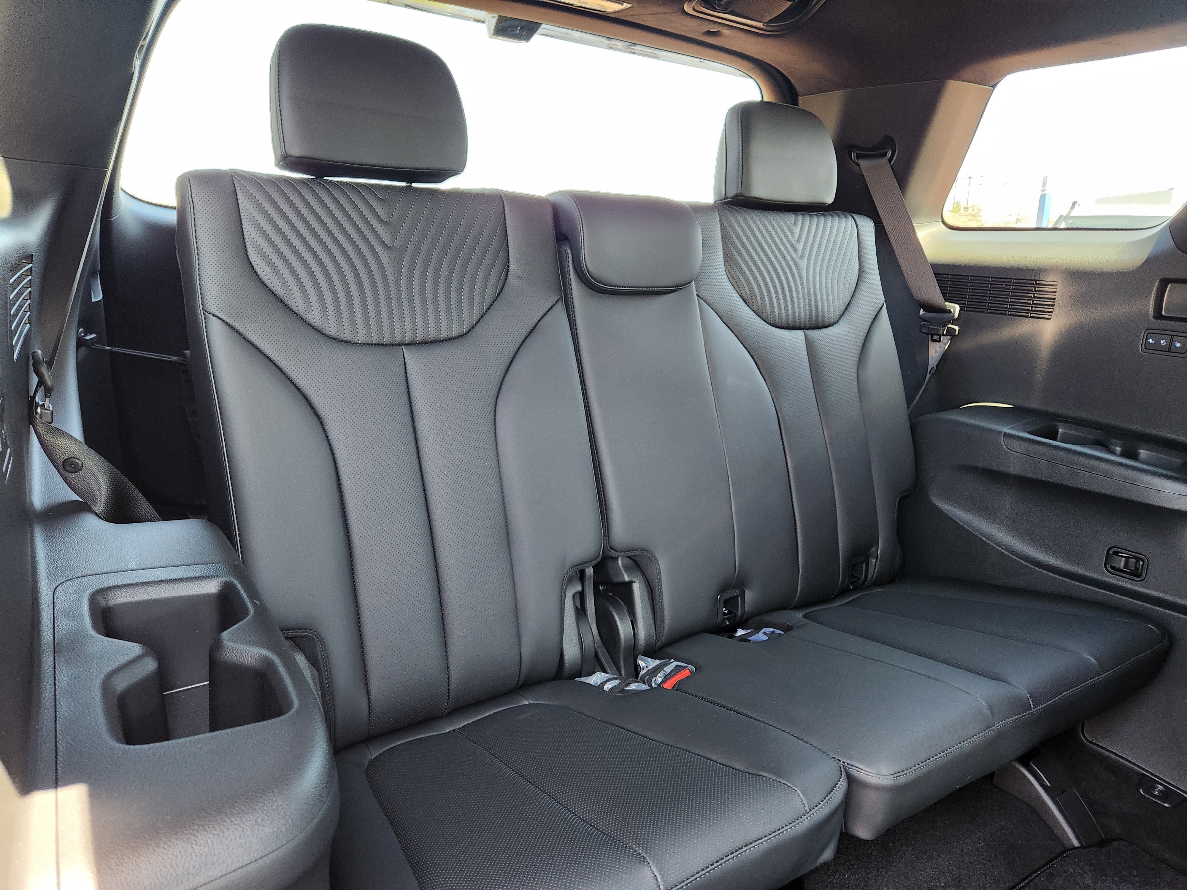 Used 2025 Hyundai Palisade Calligraphy AWD/4WD image 15