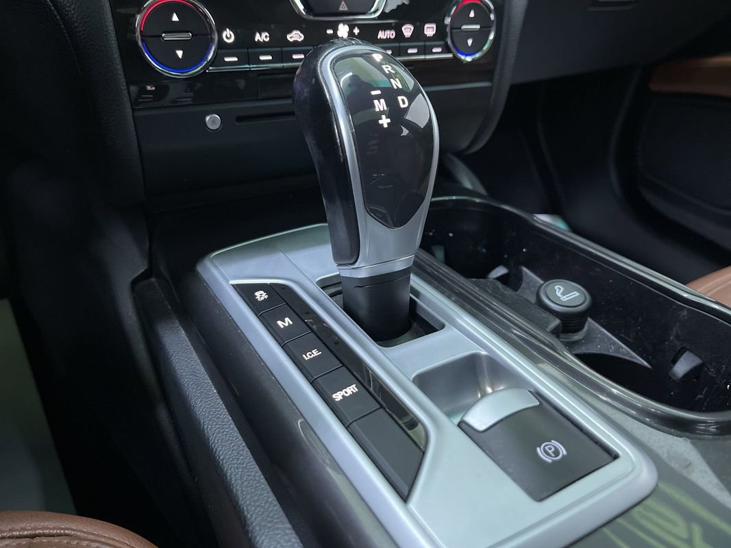 Used 2016 Maserati Ghibli image 25