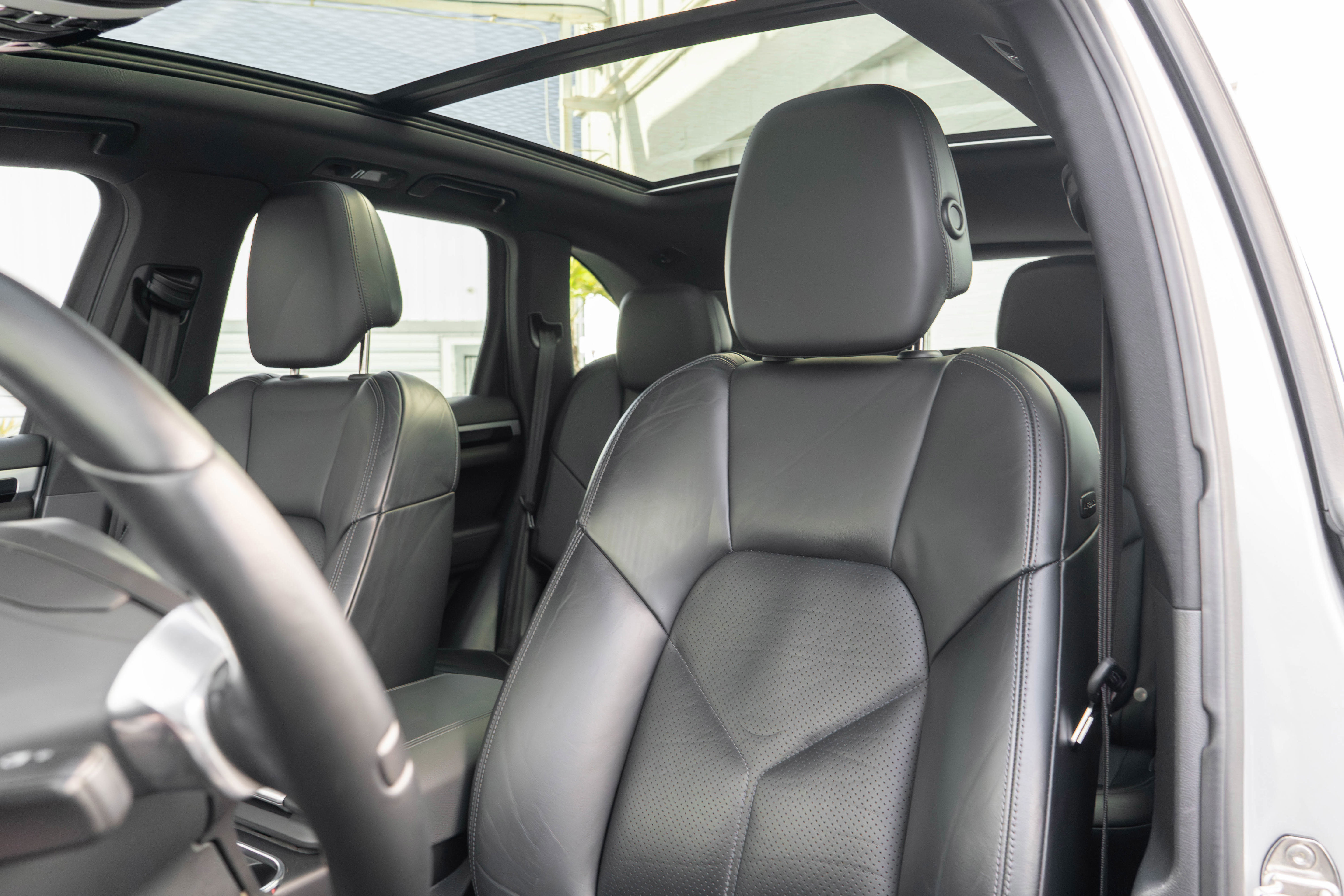 Used 2013 Porsche Cayenne Diesel AWD/4WD image 9