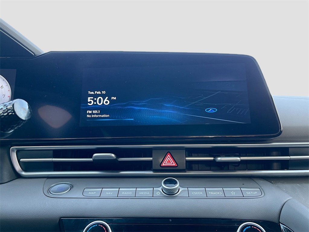 Used 2023 Hyundai Elantra SEL w/ Convenience Package image 15