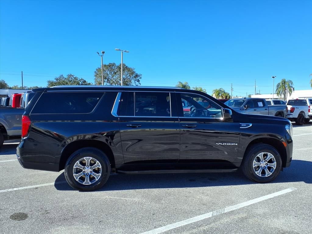 Used 2024 GMC Yukon XL SLE image 8