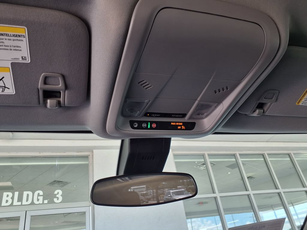 Used 2024 Chevrolet Equinox LS w/ LS Convenience Package FWD image 34