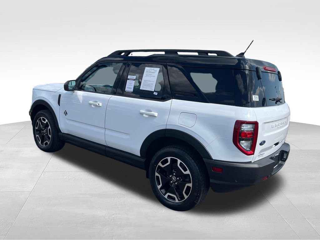 Used 2023 Ford Bronco Sport Outer Banks AWD/4WD image 3