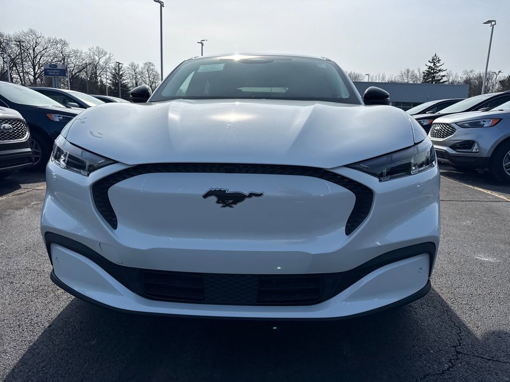 Used 2025 Ford Mustang Mach-E Select w/ Comfort Package Lite image 3