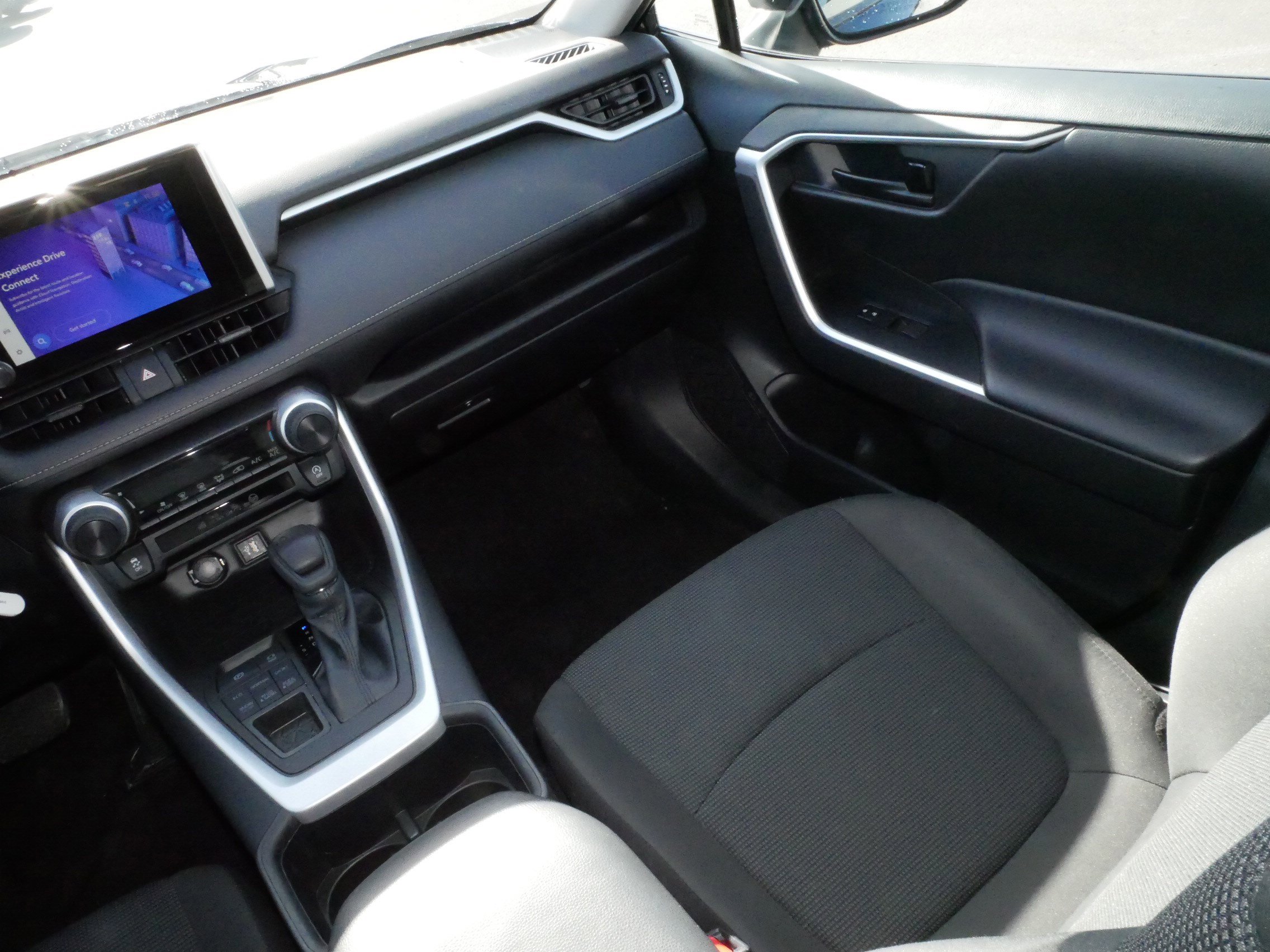 Certified 2023 Toyota RAV4 LE image 13