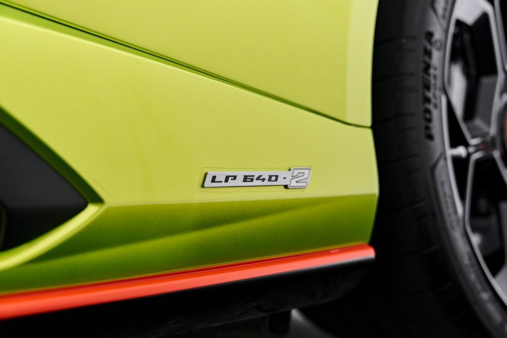 Used 2023 Lamborghini Huracan Tecnica RWD image 26