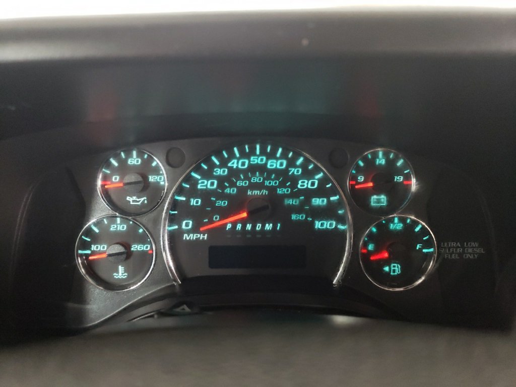 Used 2015 Chevrolet Express 4500 w/ Shuttle Bus Package RWD image 24