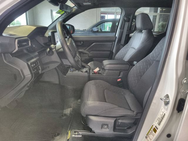 Used 2024 Toyota Tacoma SR w/ SR Upgrade Package AWD/4WD image 12