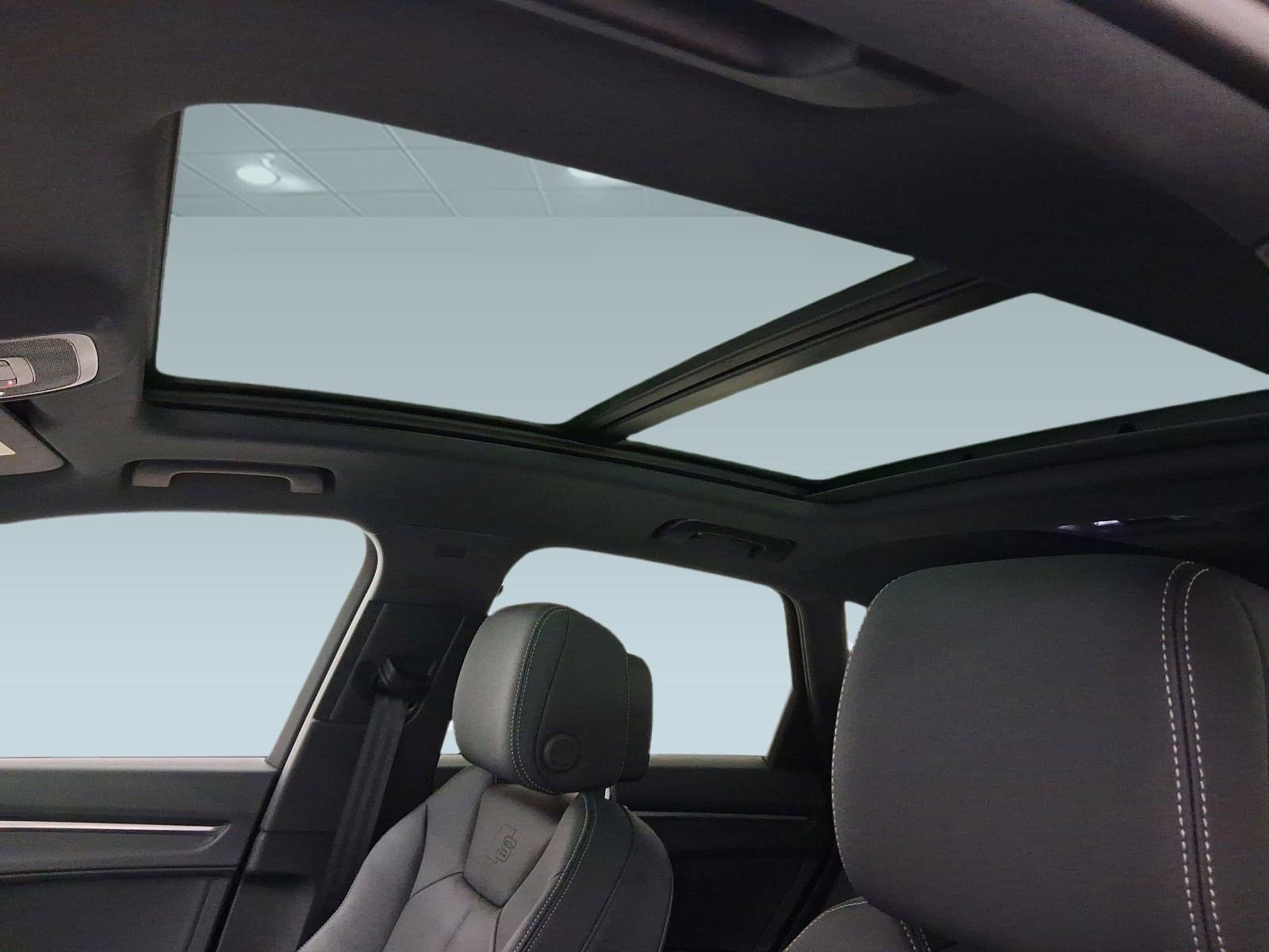 Certified 2025 Audi Q3 2.0T Premium w/ Convenience Package image 14