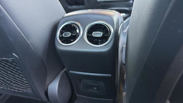 Used 2022 Mercedes-Benz CLA 250 image 24