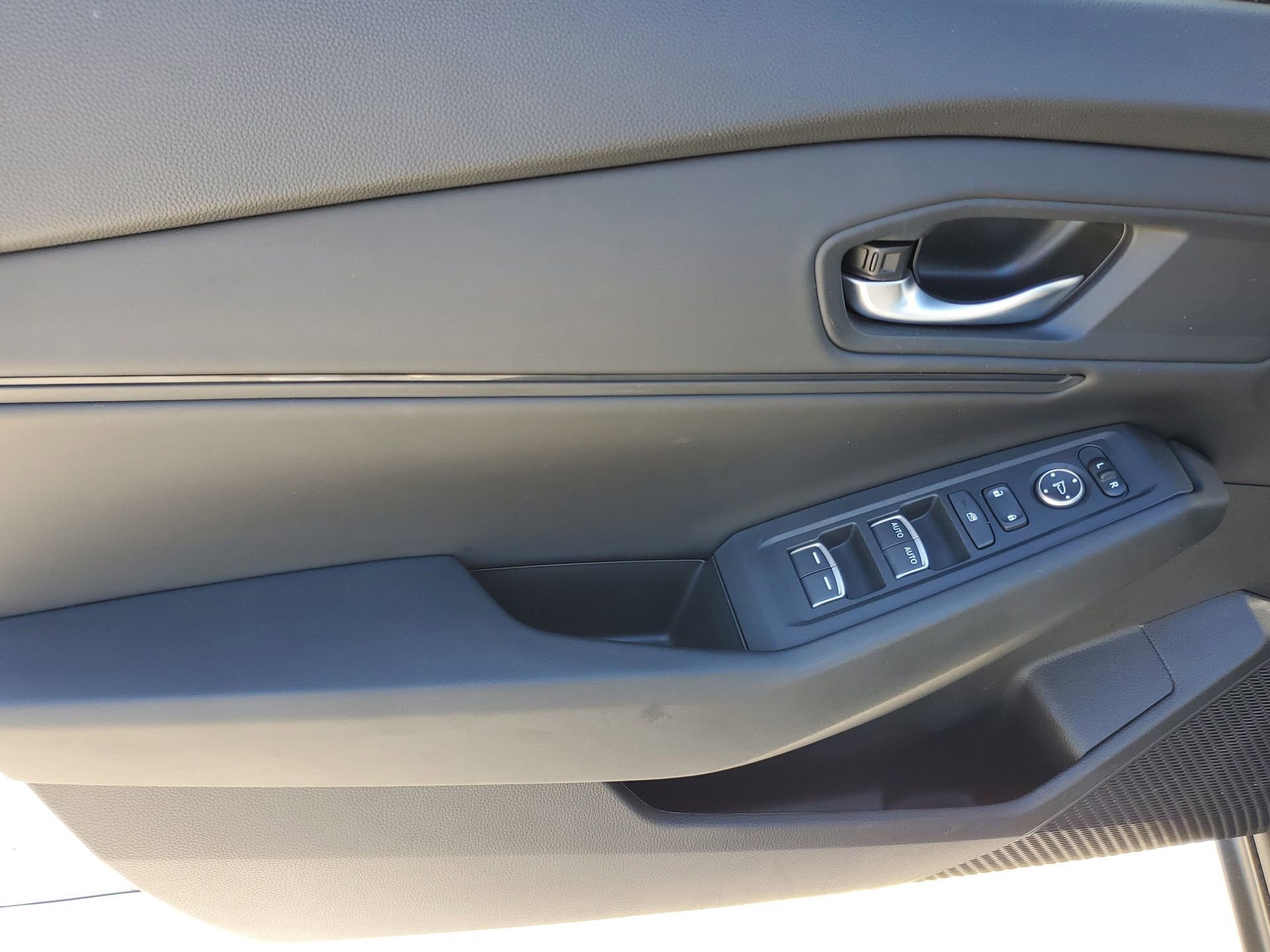 Used 2024 Honda Accord EX image 15