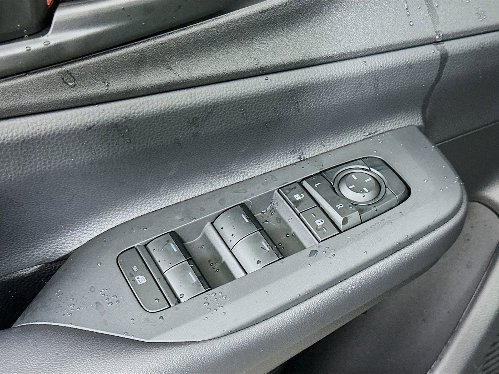 New 2026 Toyota Prius Plug-In Hybrid image 18