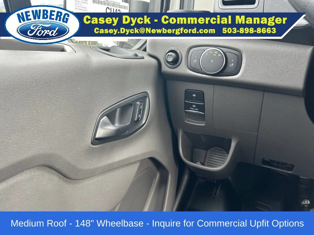 New 2026 Ford Transit 250 148 Medium Roof w/ Load Area Protection Package RWD image 15