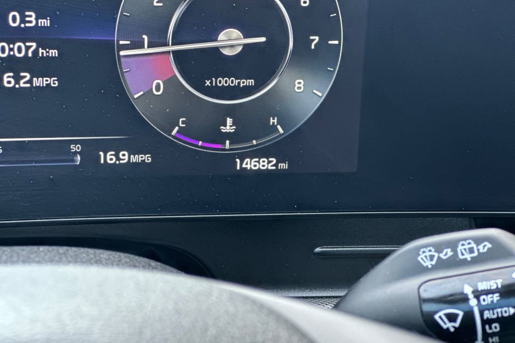 Used 2024 Kia Sportage SX image 27