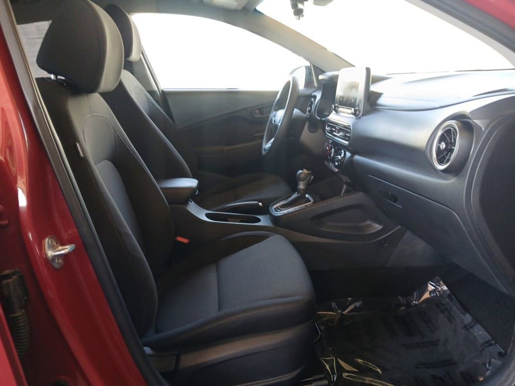 Used 2022 Hyundai Kona SEL image 15