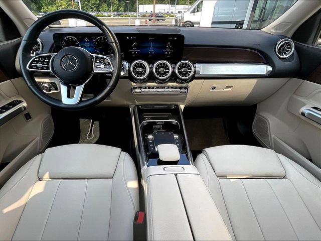 Certified 2023 Mercedes-Benz GLB 250 4MATIC image 9