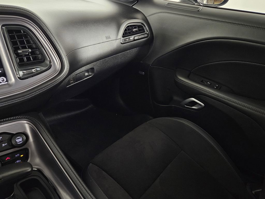 Used 2023 Dodge Challenger R/T Scat Pack image 9