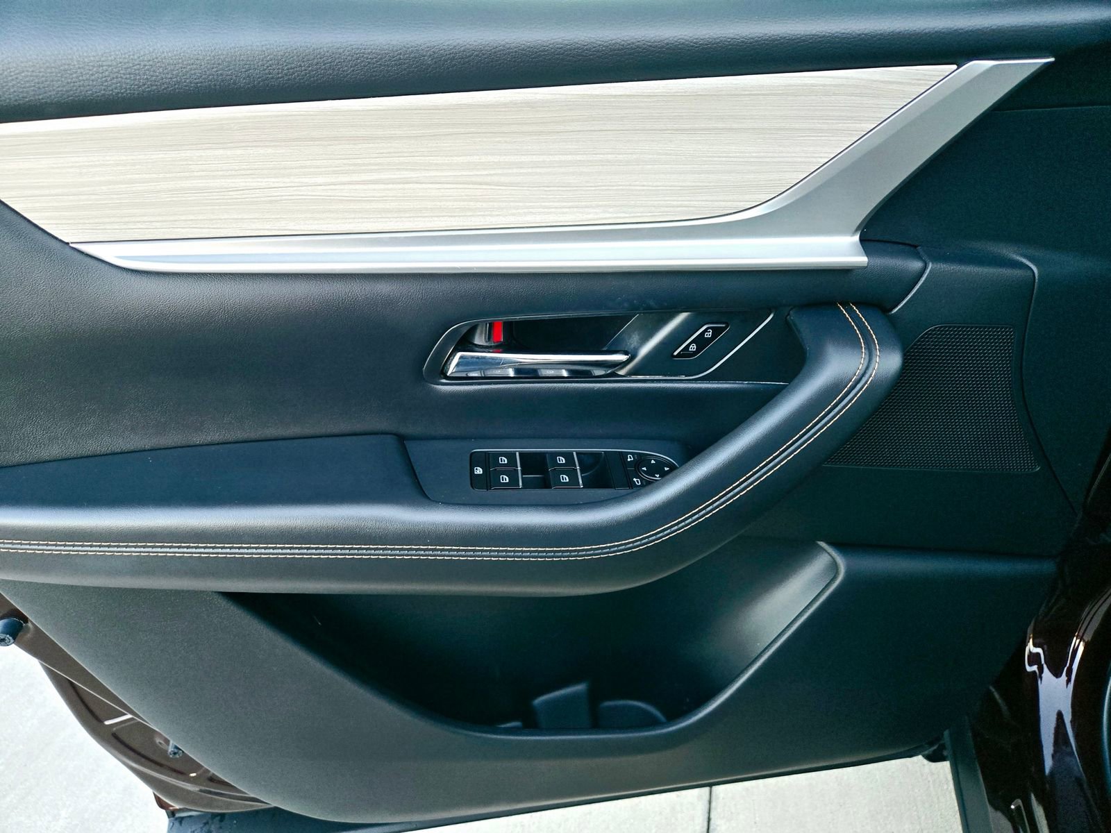 Certified 2024 MAZDA CX-90 3.3 Turbo w/ Premium Package image 31