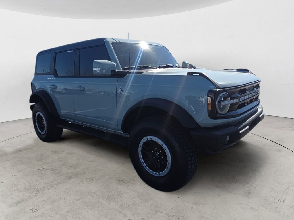 Used 2023 Ford Bronco Outer Banks w/ Sasquatch Package image 7