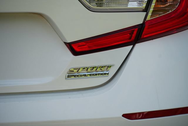 Used 2021 Honda Accord Sport Special Edition image 7