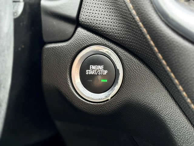 Used 2020 Chevrolet Equinox Premier FWD image 13