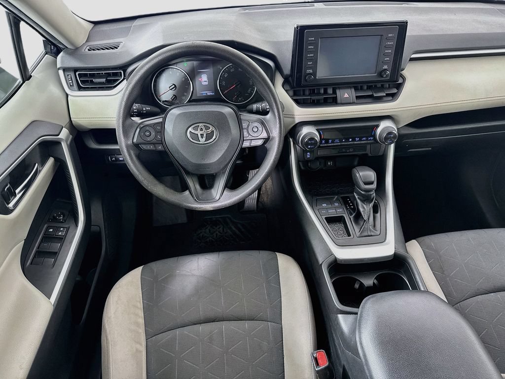 Used 2019 Toyota RAV4 XLE FWD image 23