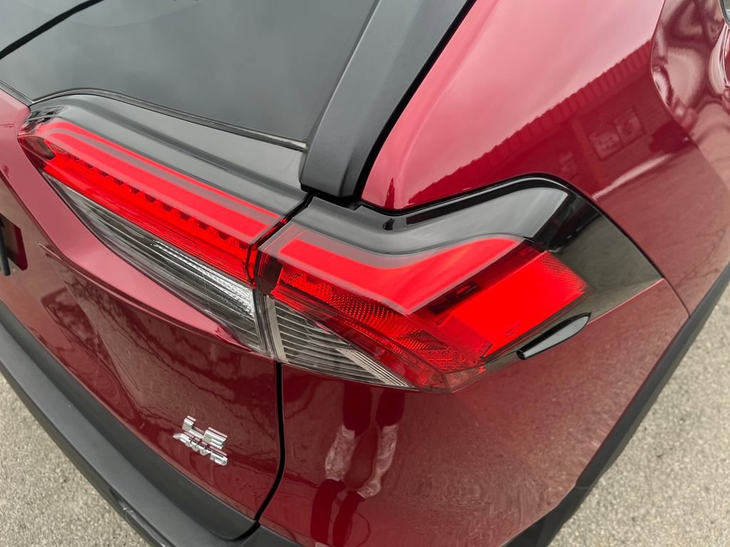 Used 2022 Toyota RAV4 LE image 46