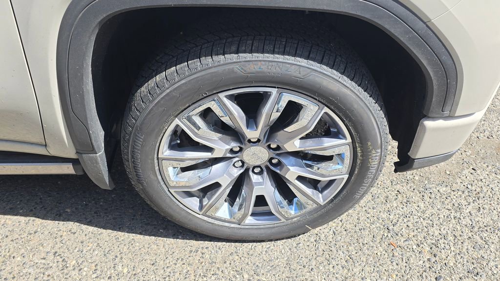 Used 2026 GMC Sierra 1500 Denali image 9