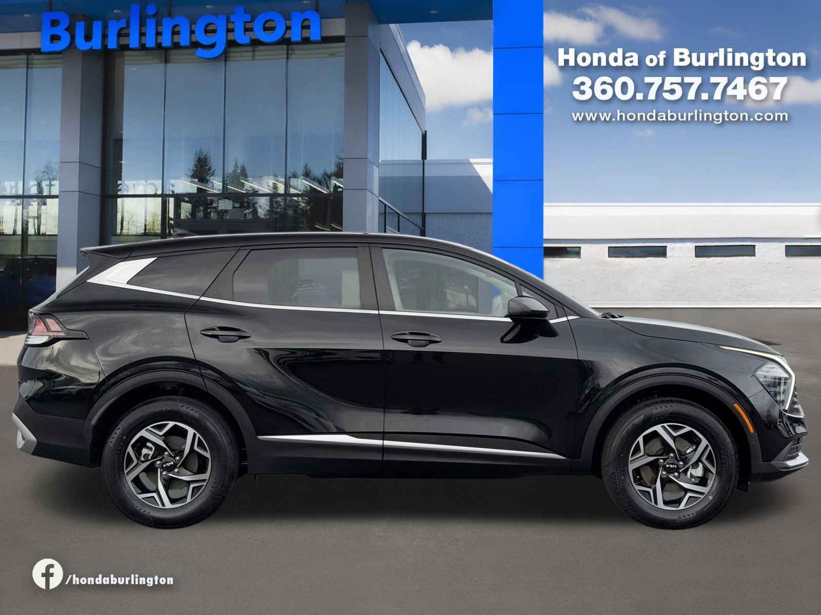 Used 2024 Kia Sportage LX image 7