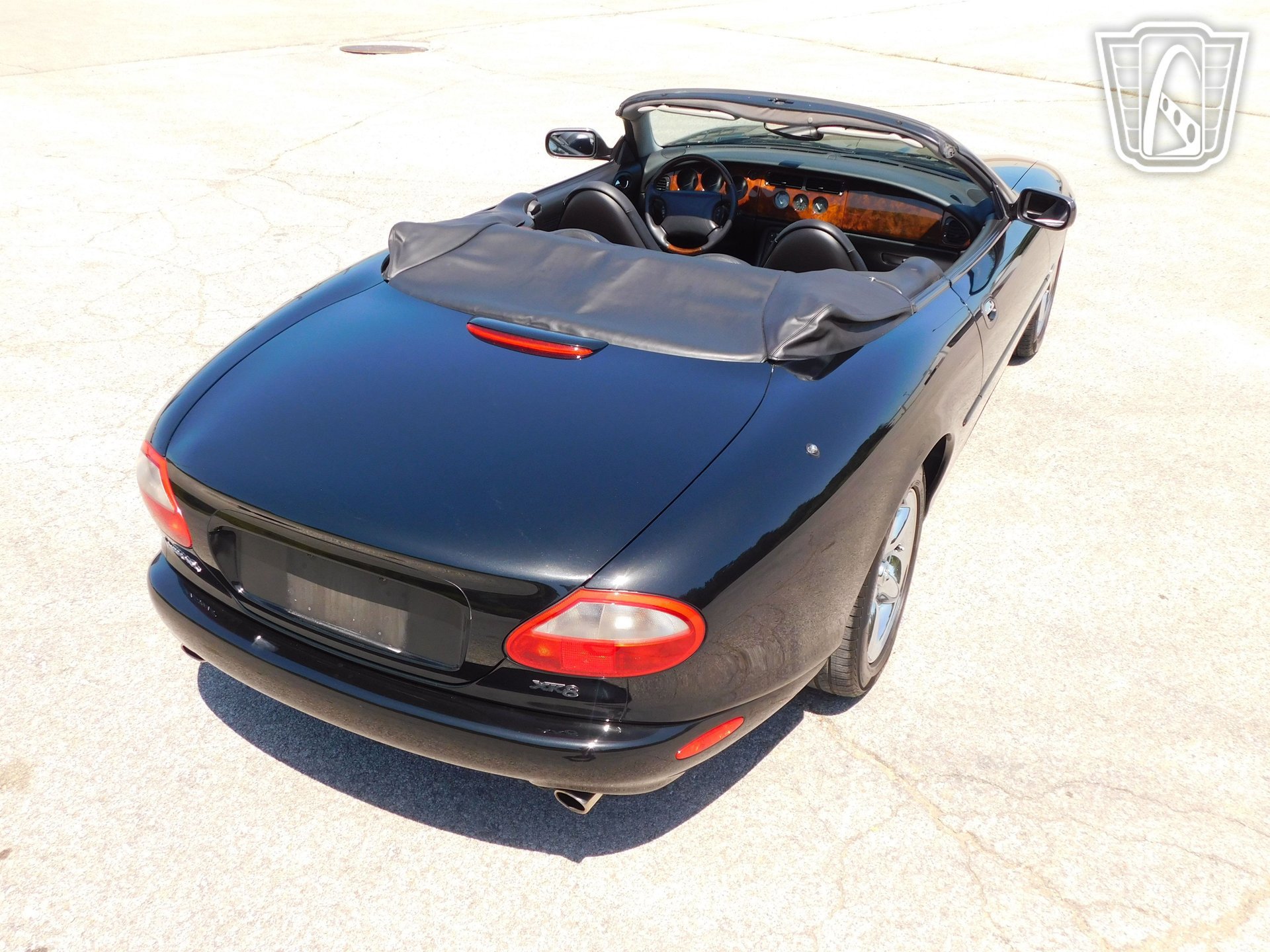 Used 1998 Jaguar XK8 Convertible image 23