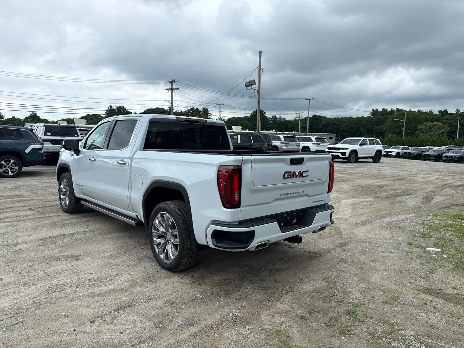 New 2026 GMC Sierra 1500 Denali w/ Denali Reserve Package AWD/4WD image 3