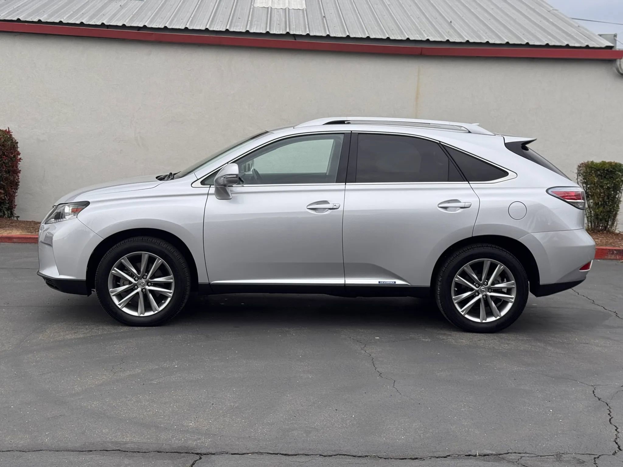 Used 2014 Lexus RX 450h AWD image 3