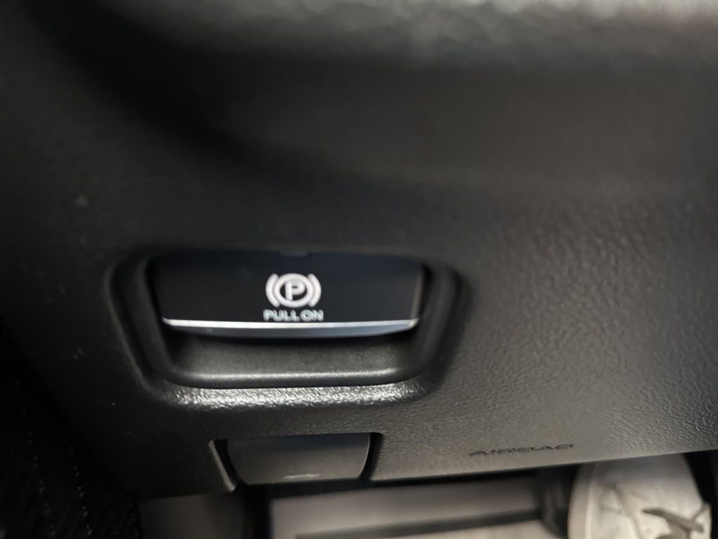 Used 2024 Jeep Grand Cherokee L Altitude image 65