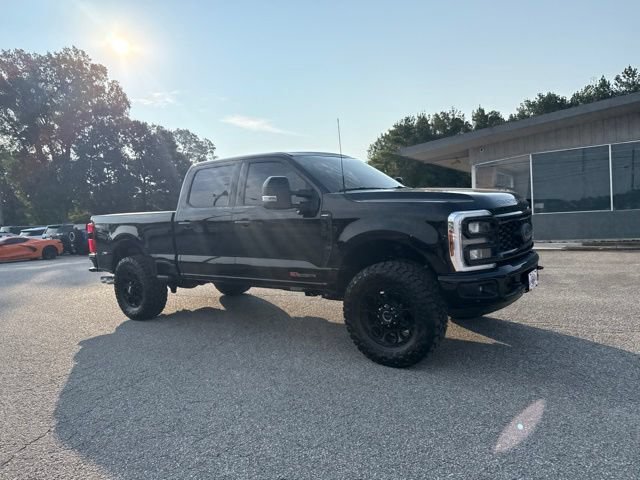 Used 2025 Ford F350 Lariat w/ Lariat Ultimate Package AWD/4WD image 14