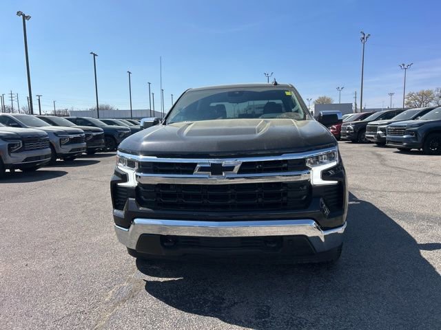 Used 2023 Chevrolet Silverado 1500 LT AWD/4WD image 8