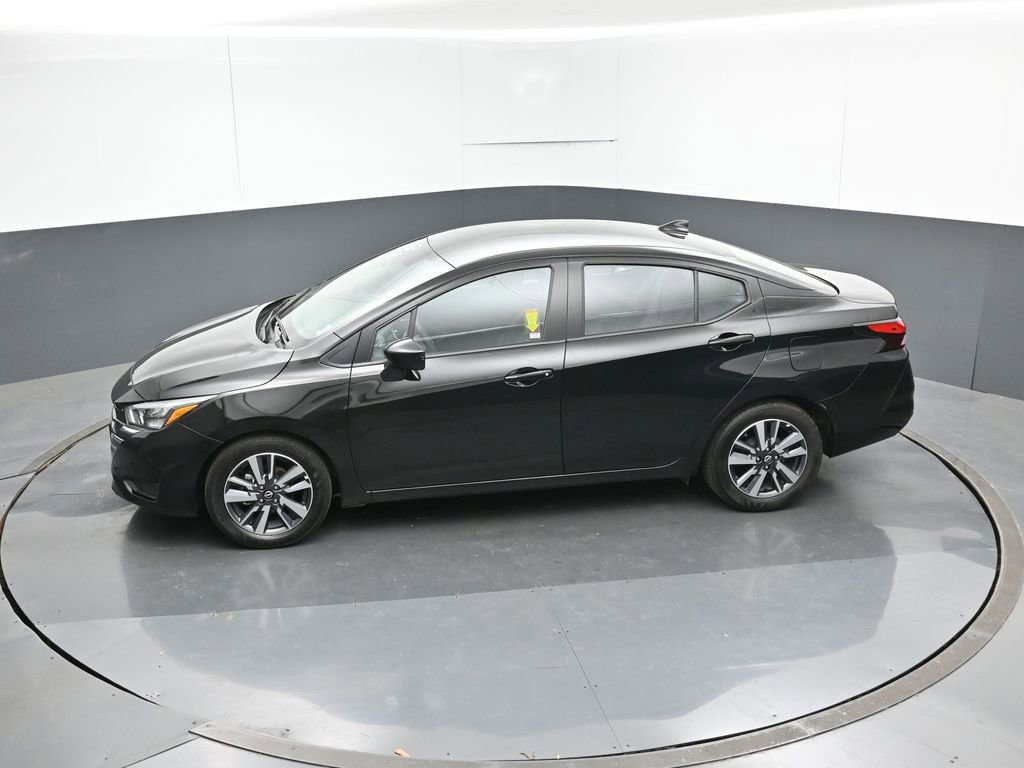 Used 2025 Nissan Versa SV image 42